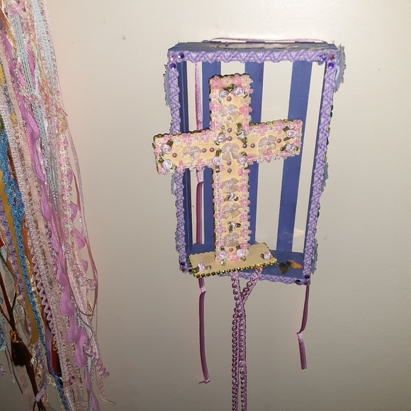 I am a crafter of original and unique art.my designs are unusual and fun. - Picture 13 of 16